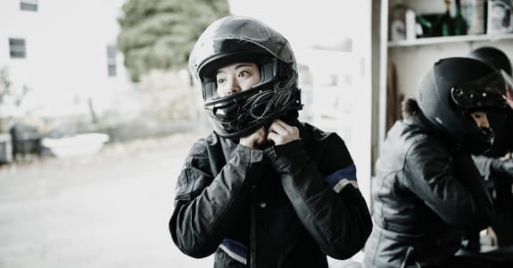 Which type of motorcycle helmet is right for you?